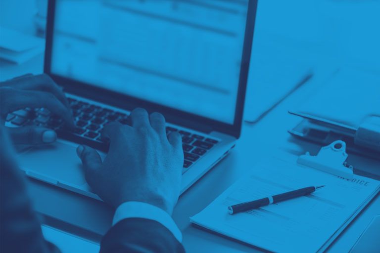 Como funciona a gestão contábil e financeira do Oracle NetSuite